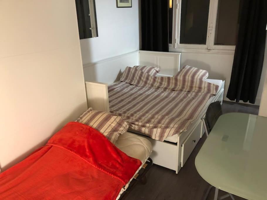 Beau Appartement,Proche De Metro Párizs Kültér fotó